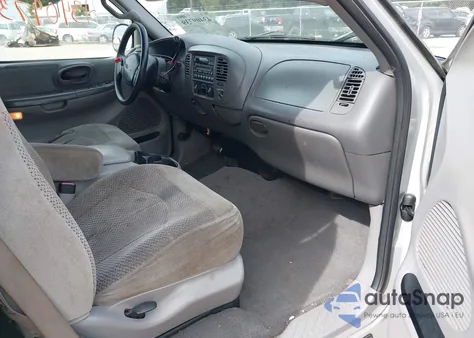 2000 Ford F-150 Lariat/Work Series/Xl/Xlt из США, поврежденный, VIN 1FTRX17W3YNB74985